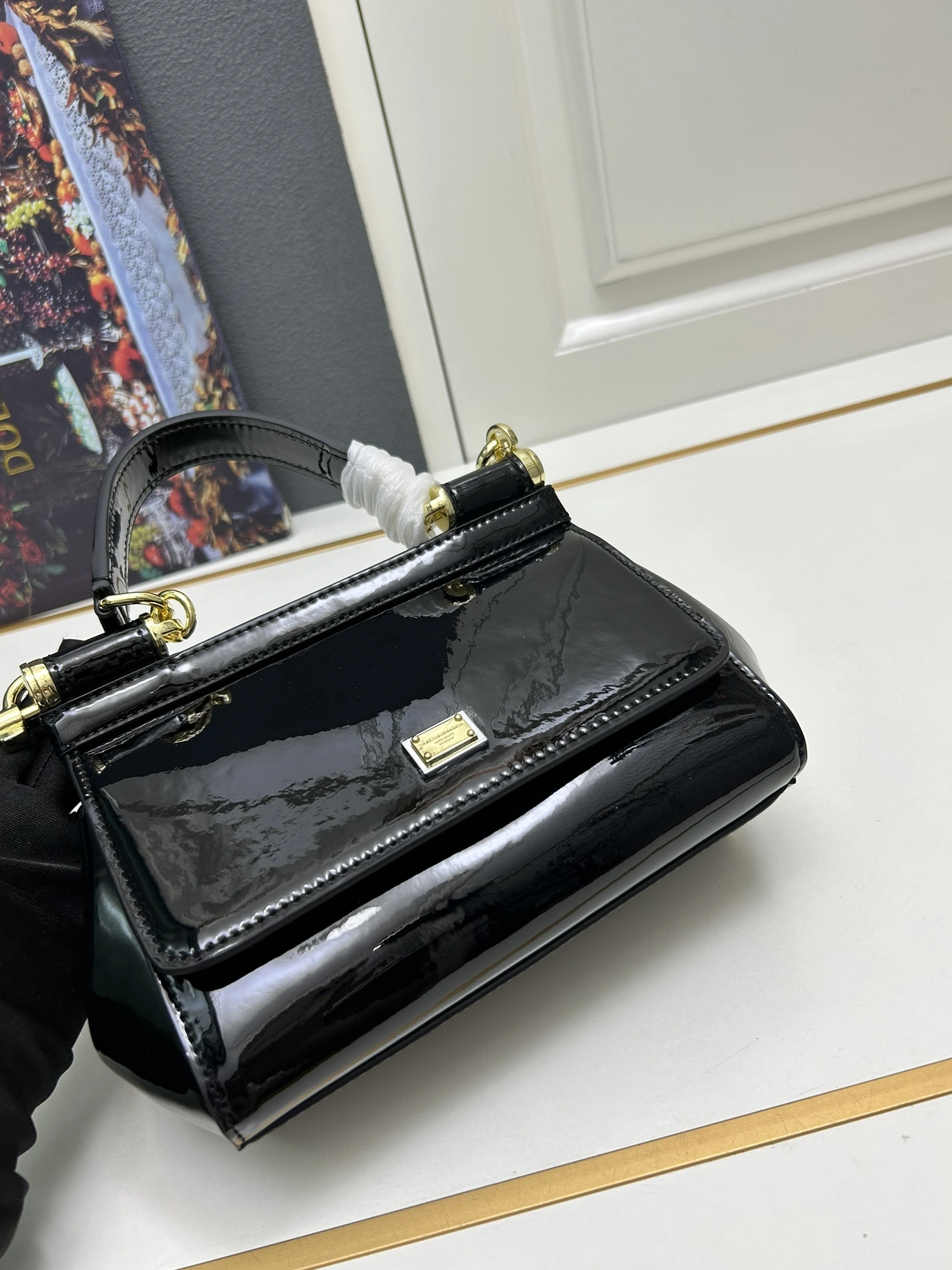Dolce & Gabbana AAA Quality Handbags For Women Comfortable 9791