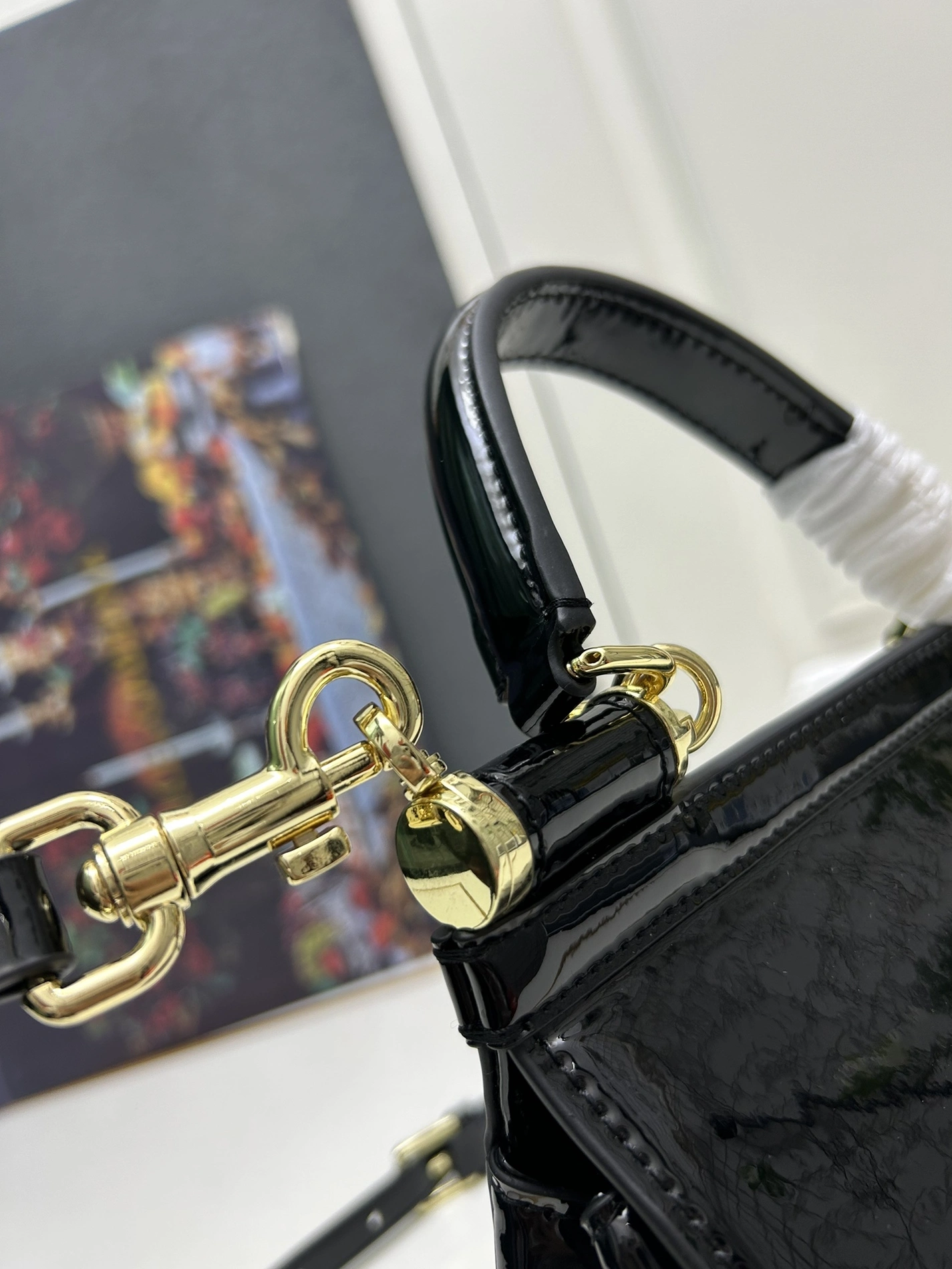 Dolce & Gabbana AAA Quality Handbags For Women Comfortable 9791