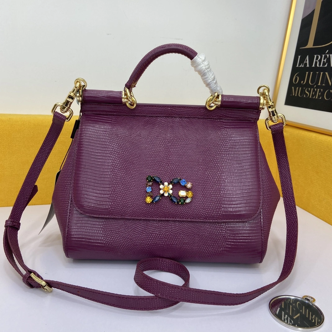Dolce & Gabbana AAA Quality Handbags For Women DailyWear 3926