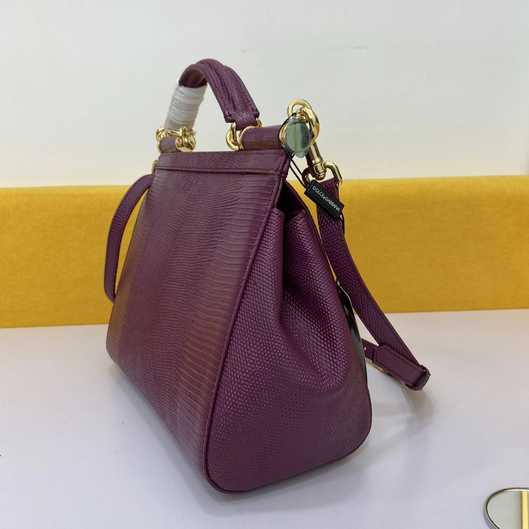 Dolce & Gabbana AAA Quality Handbags For Women DailyWear 3926