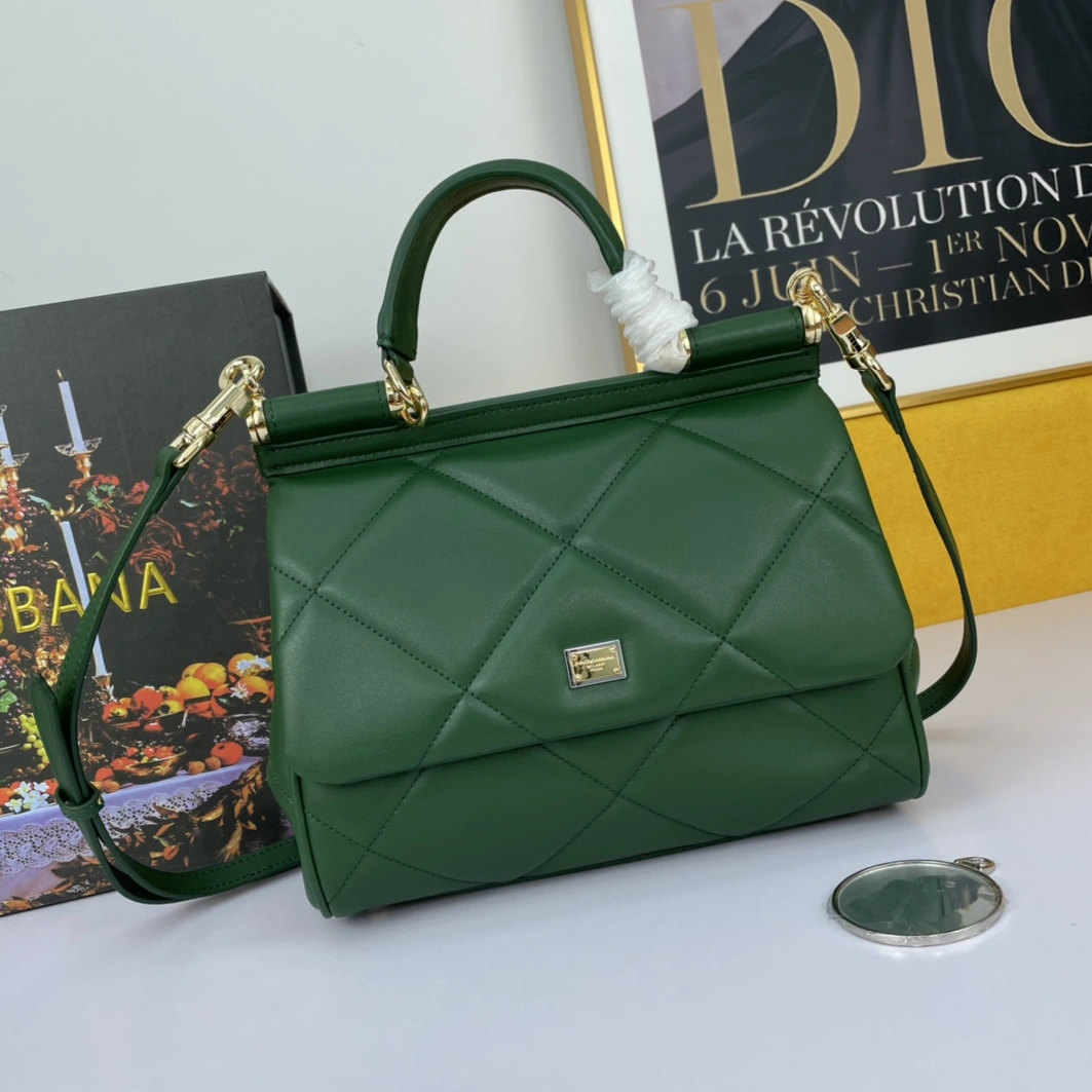 Dolce & Gabbana AAA Quality Handbags For Women Durable 5431