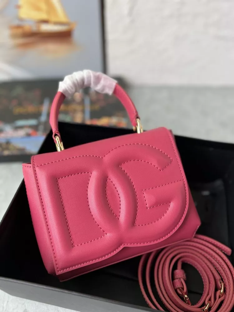 Dolce & Gabbana AAA Quality Handbags For Women Durable 853
