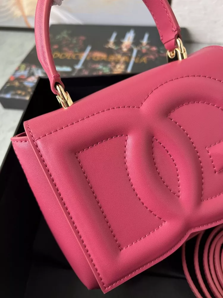 Dolce & Gabbana AAA Quality Handbags For Women Durable 853