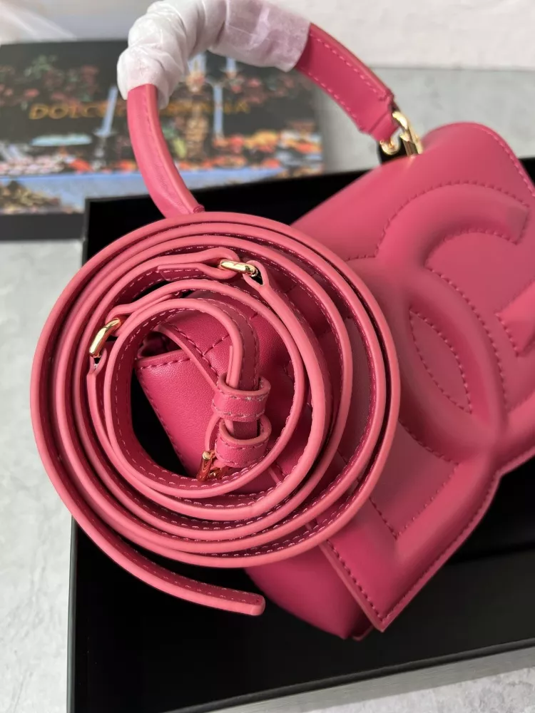 Dolce & Gabbana AAA Quality Handbags For Women Durable 853