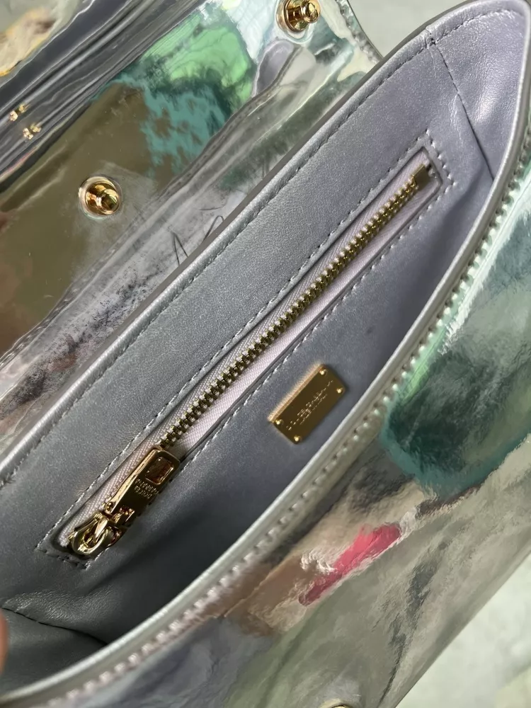 Dolce & Gabbana AAA Quality Handbags For Women EasyMatch 4021