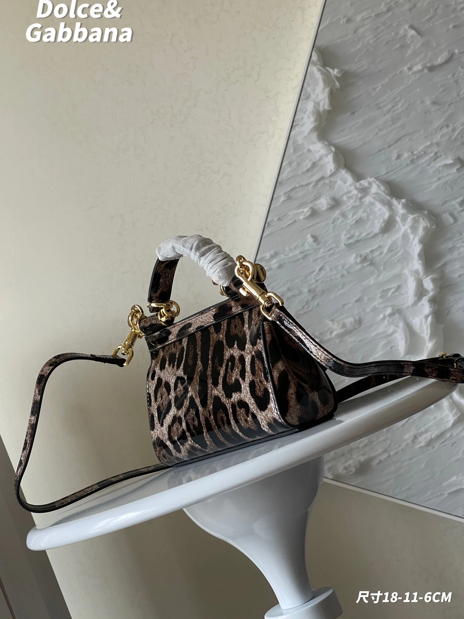 Dolce & Gabbana AAA Quality Handbags For Women Functional 200