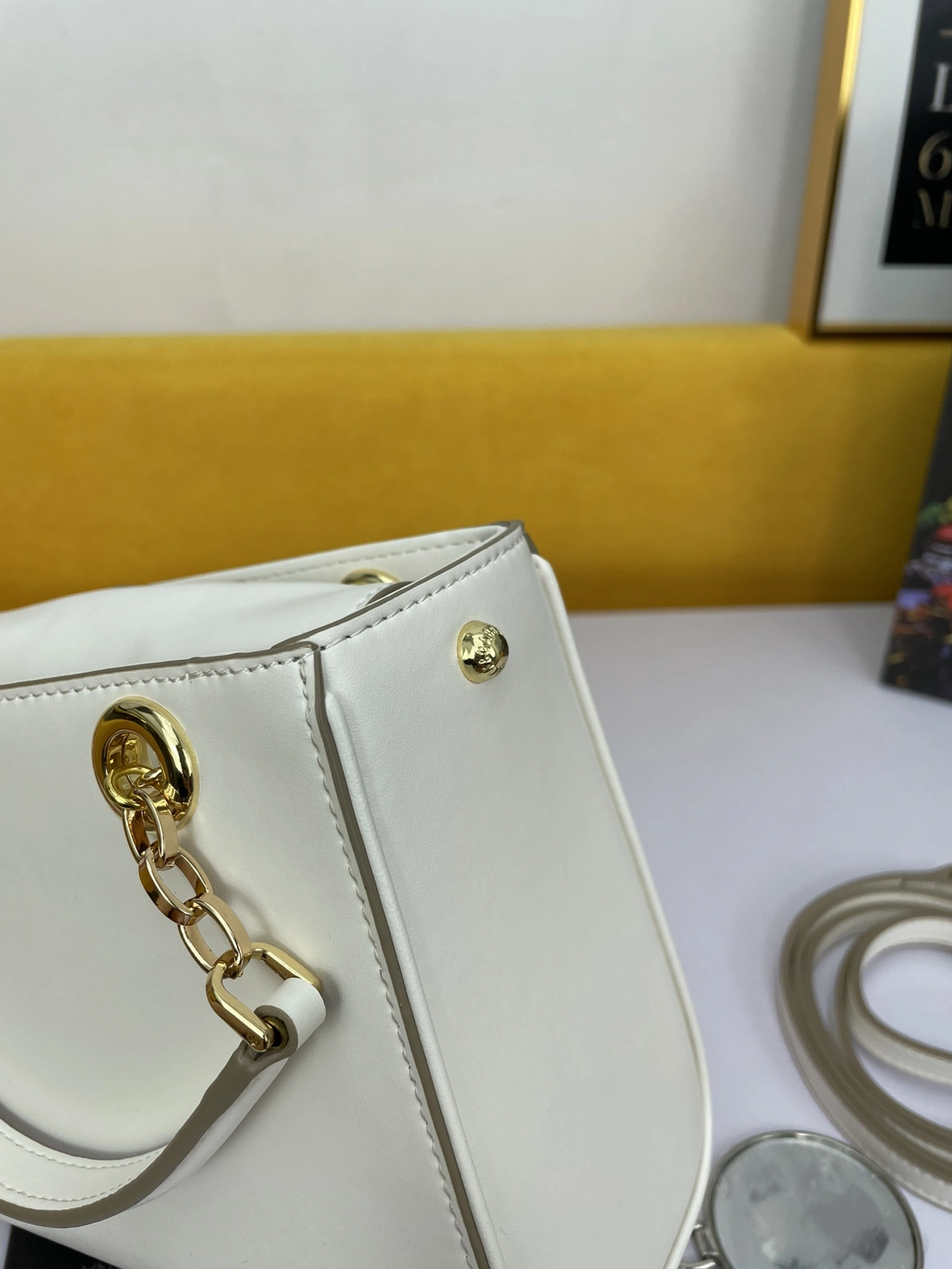 Dolce & Gabbana AAA Quality Handbags For Women GoAnywhere 3092