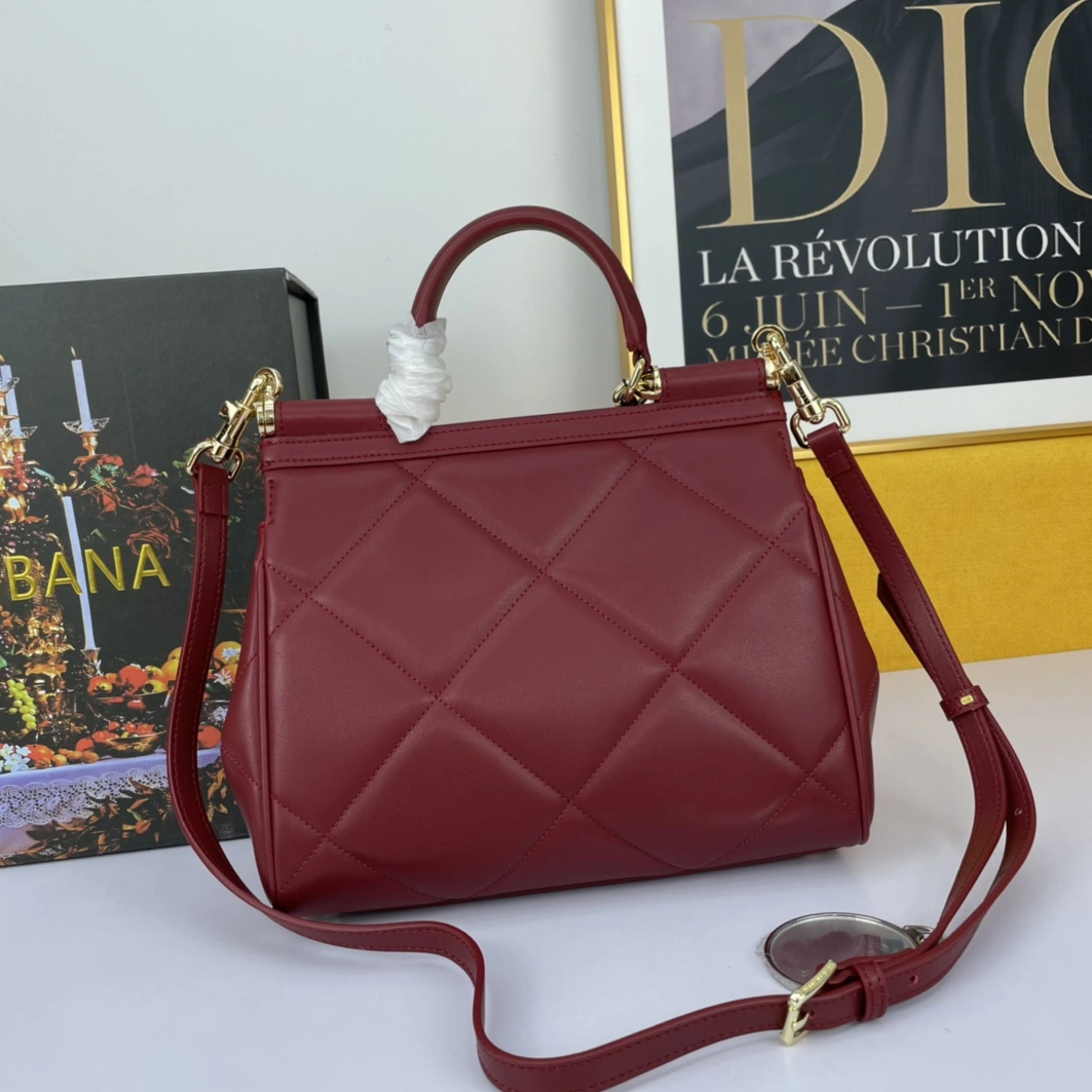 Dolce & Gabbana AAA Quality Handbags For Women GoodFit 4507