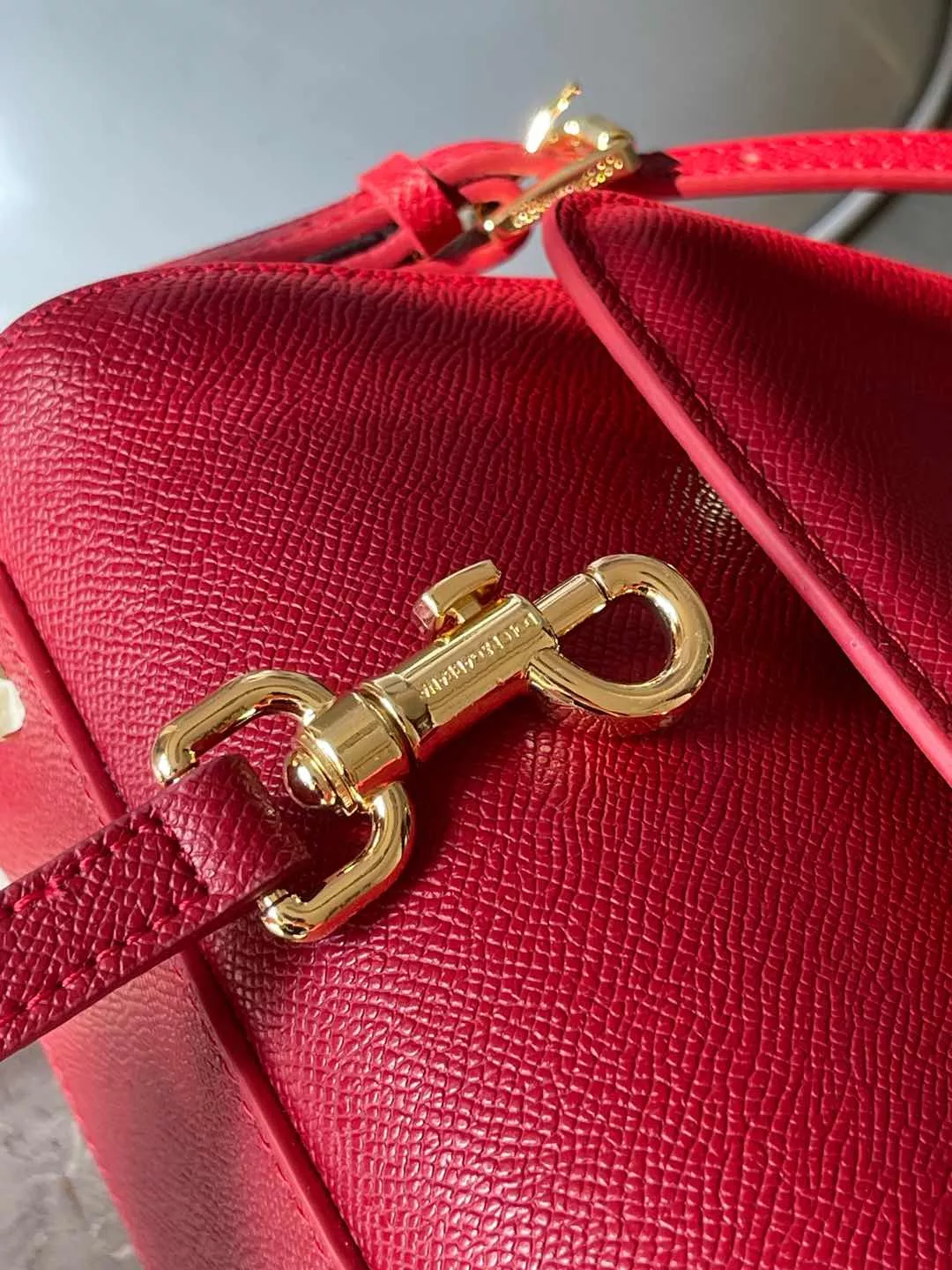 Dolce & Gabbana AAA Quality Handbags For Women GoodFit 9055