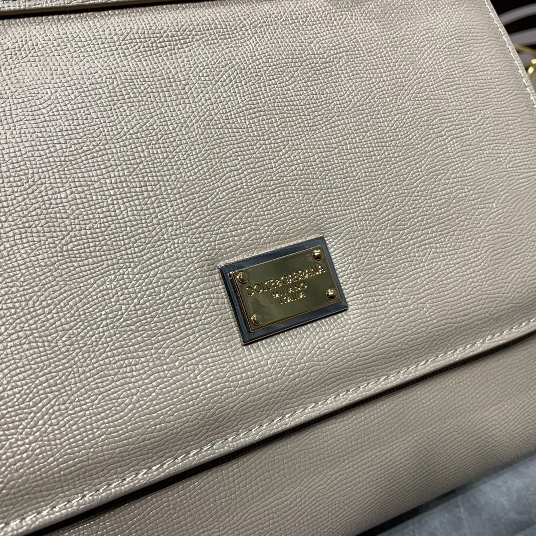 Dolce & Gabbana AAA Quality Handbags For Women SmartChoice 3037