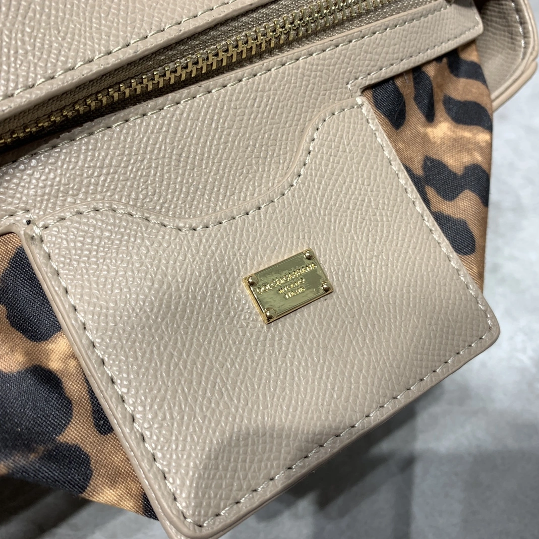 Dolce & Gabbana AAA Quality Handbags For Women SmartChoice 3037