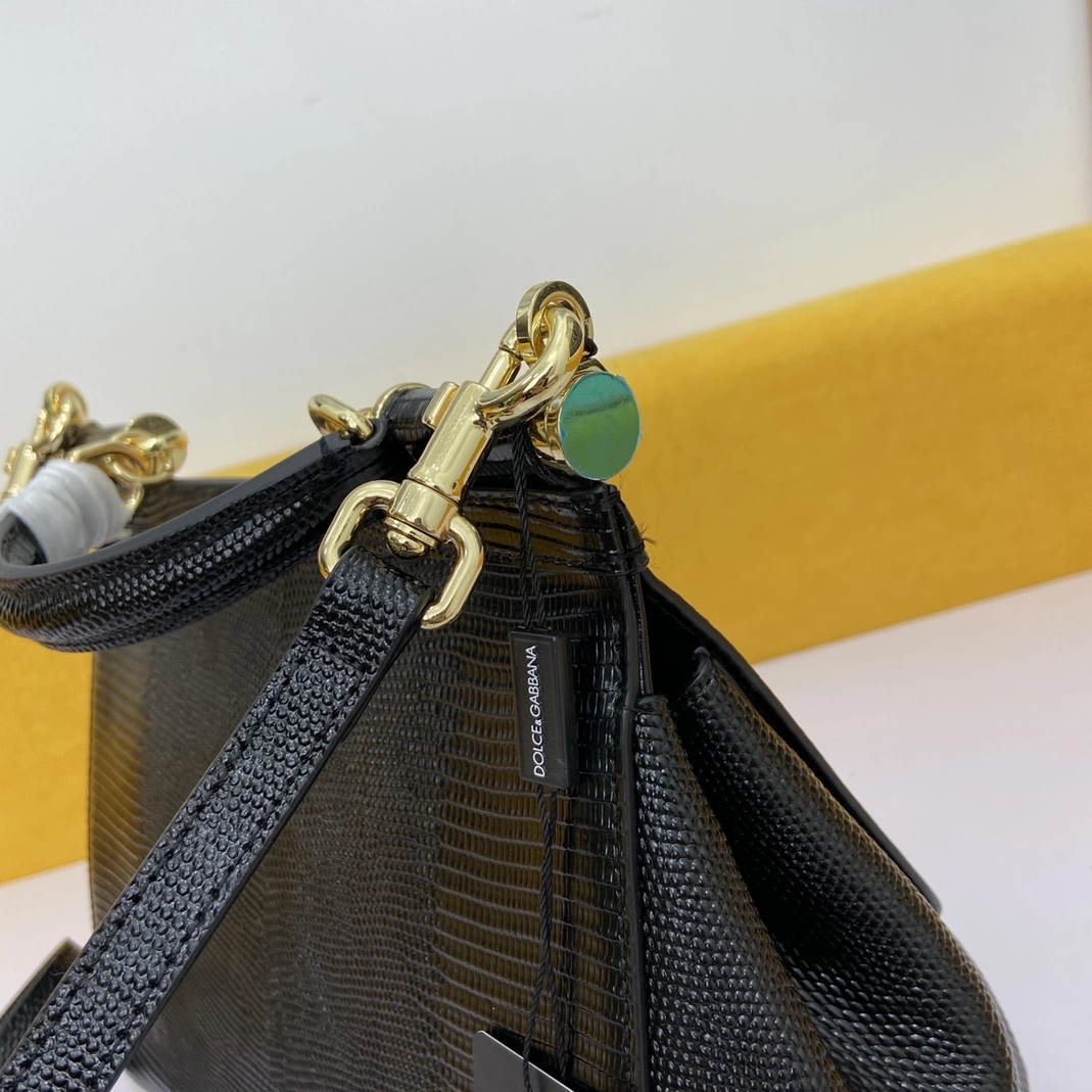 Dolce & Gabbana AAA Quality Handbags For Women Soft 2035