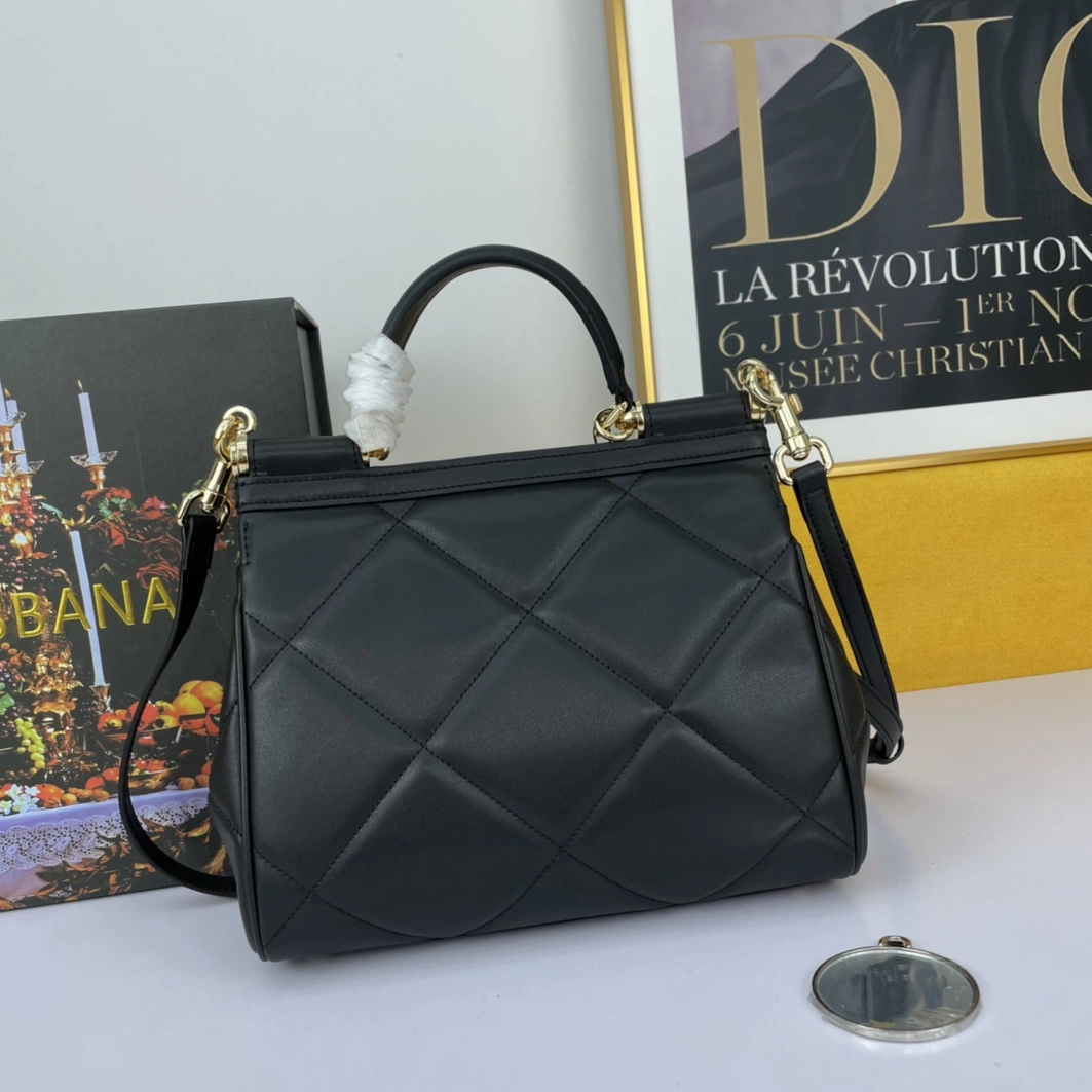 Dolce & Gabbana AAA Quality Handbags For Women Soft 5090