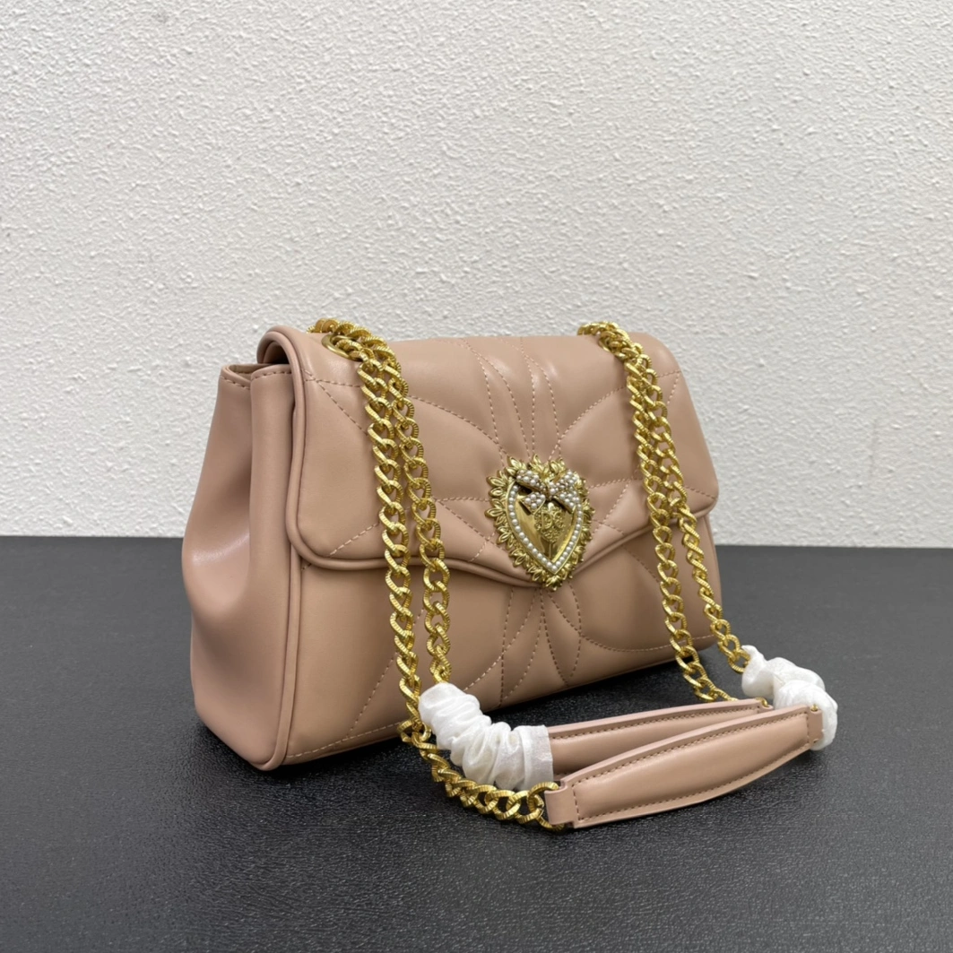 Dolce & Gabbana AAA Quality Shoulder Bags For Women Breathable 9301