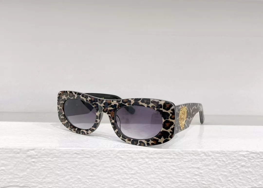 Dolce & Gabbana AAA Quality Sunglasses Classic 1352