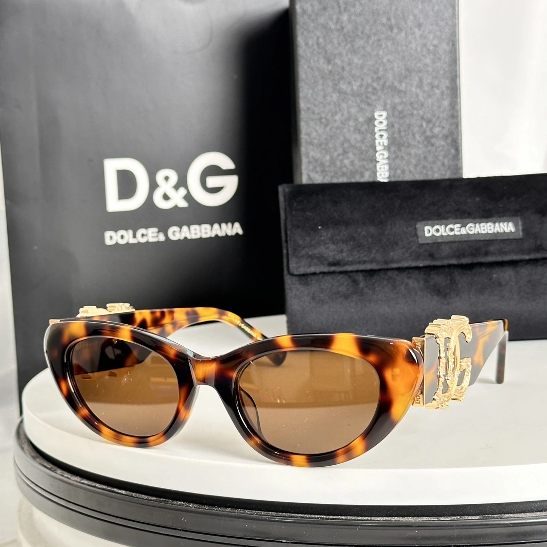 Dolce & Gabbana AAA Quality Sunglasses Compact 4754