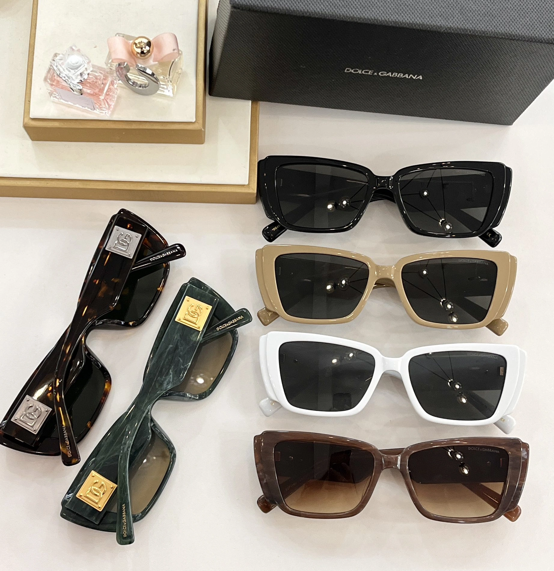 Dolce & Gabbana AAA Quality Sunglasses Compact 9422