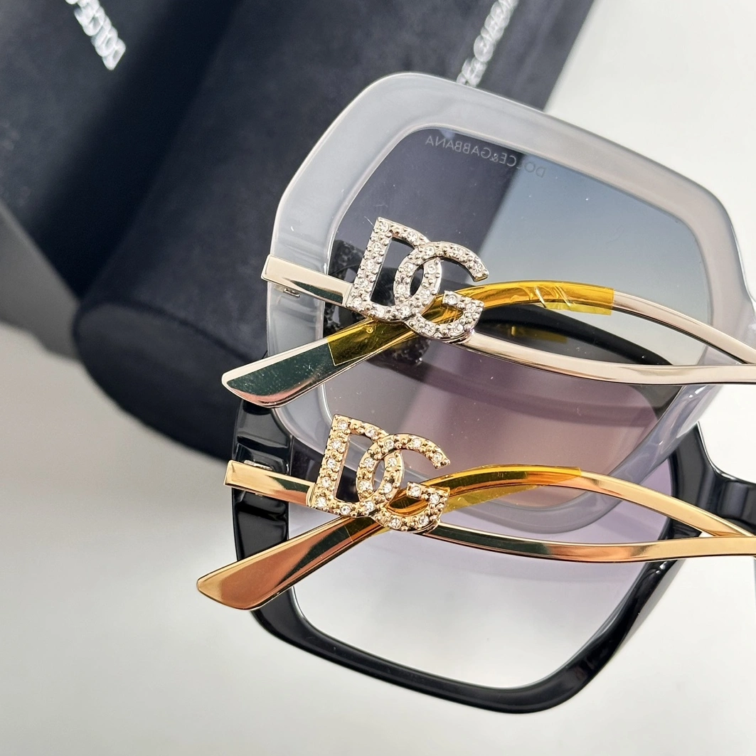 Dolce & Gabbana AAA Quality Sunglasses Durable 8458
