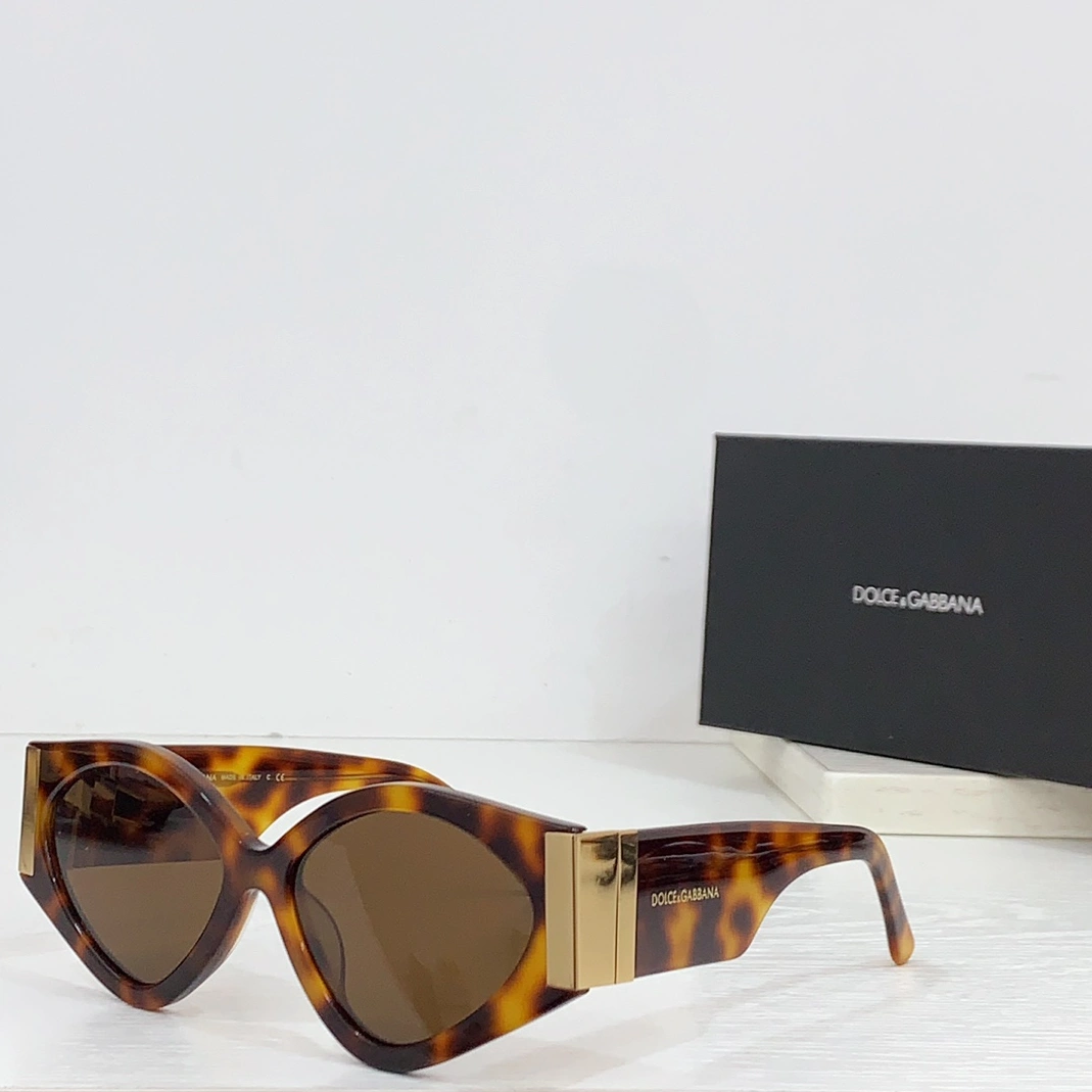 Dolce & Gabbana AAA Quality Sunglasses EasyMatch 9016