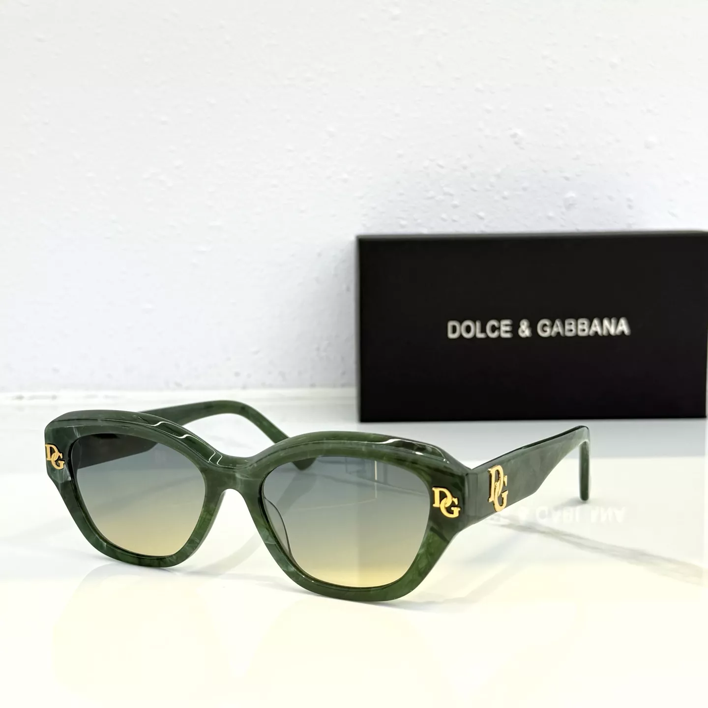 Dolce & Gabbana AAA Quality Sunglasses Efficient 9175