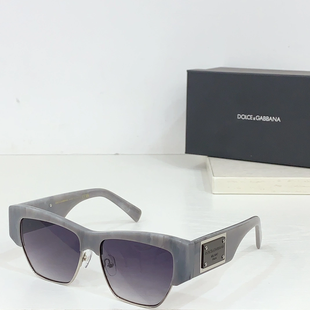 Dolce & Gabbana AAA Quality Sunglasses Minimalist 4213