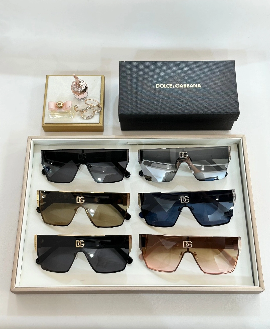 Dolce & Gabbana AAA Quality Sunglasses Reliable 8809