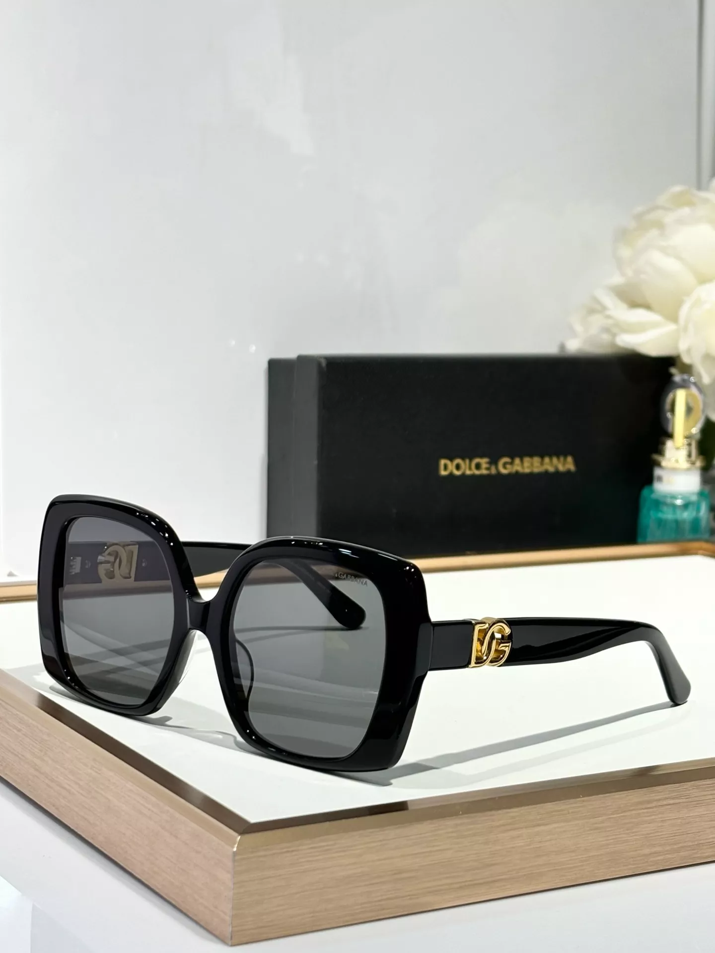 Dolce & Gabbana AAA Quality Sunglasses Soft 7474