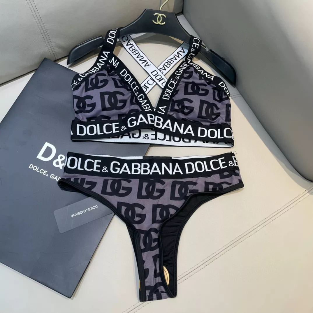 Dolce & Gabbana Bathing Suits For Women Practical 7389