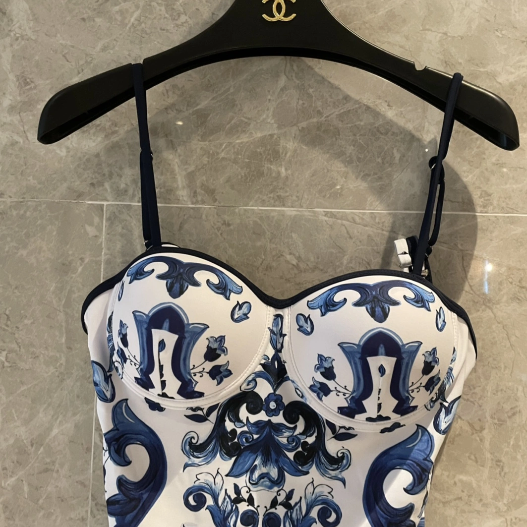 Dolce & Gabbana Bathing Suits Sleeveless For Women Trendsetting 3523