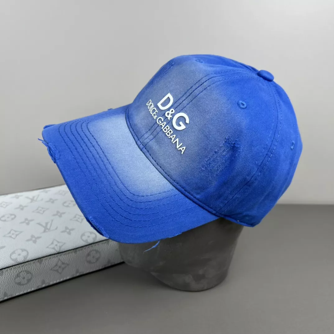 Dolce & Gabbana Caps EyeCatching 6234
