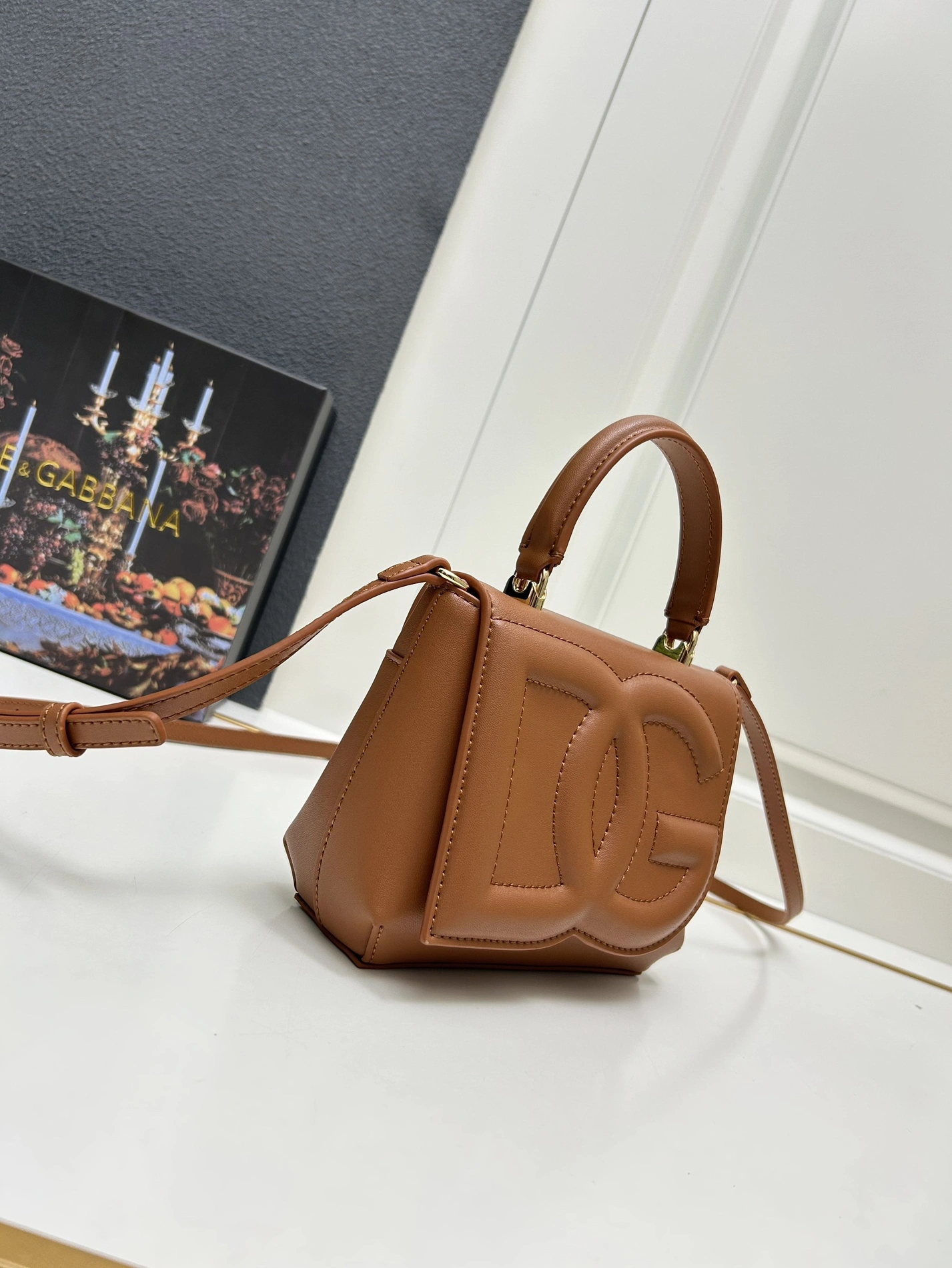 Dolce & Gabbana D&G AAA Quality Messenger Bags For Women Bright 1665