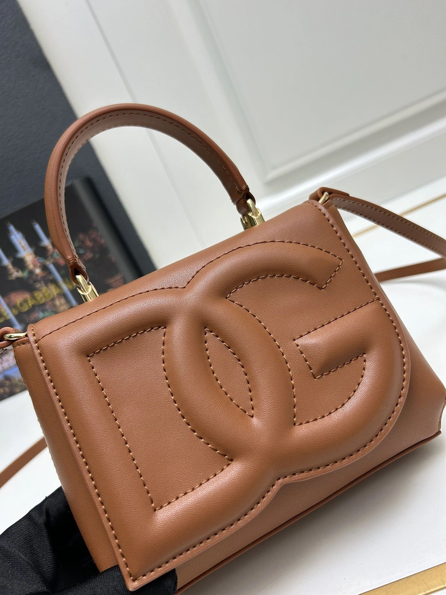 Dolce & Gabbana D&G AAA Quality Messenger Bags For Women Bright 1665
