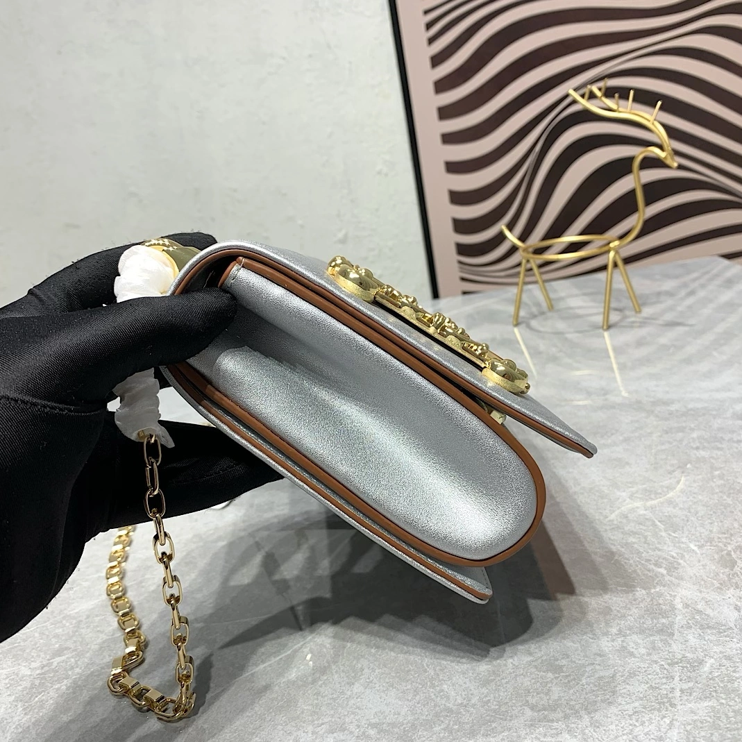 Dolce & Gabbana D&G AAA Quality Messenger Bags For Women Compact 6175