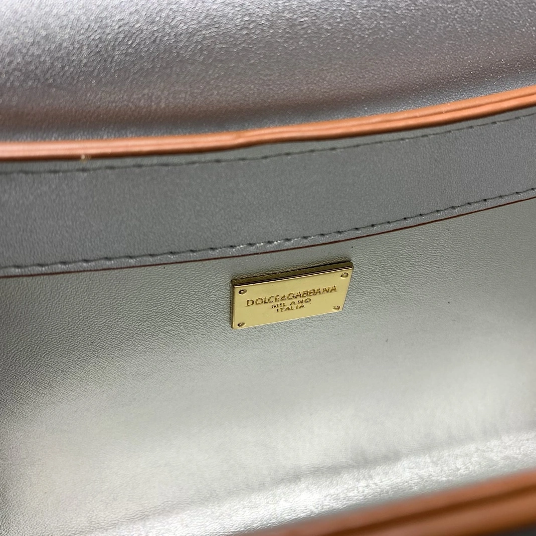 Dolce & Gabbana D&G AAA Quality Messenger Bags For Women Compact 6175