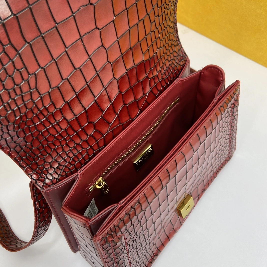 Dolce & Gabbana D&G AAA Quality Messenger Bags For Women GoAnywhere 4342