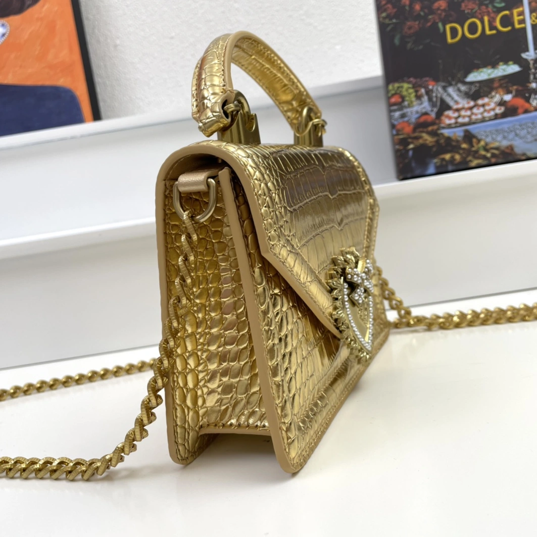 Dolce & Gabbana D&G AAA Quality Messenger Bags For Women HighQuality 3930