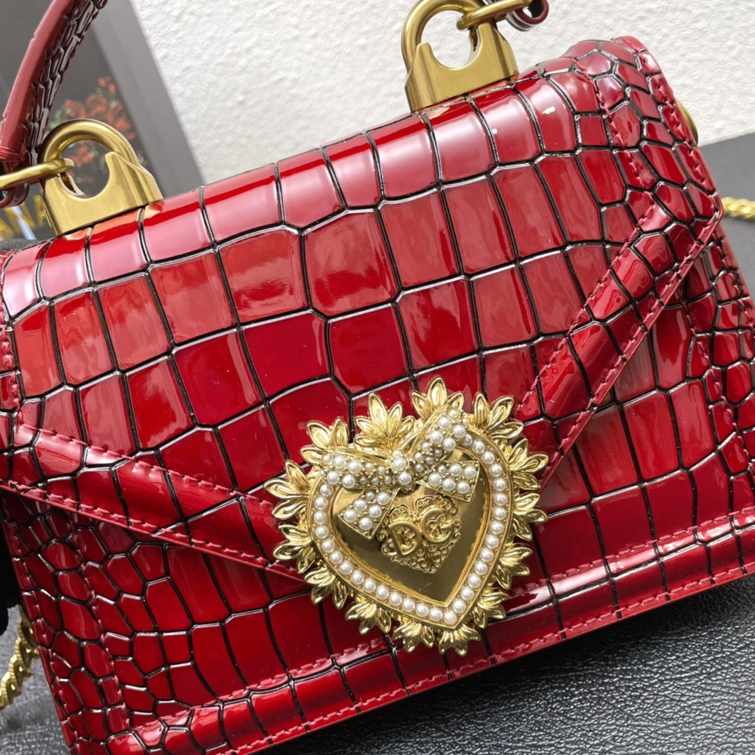 Dolce & Gabbana D&G AAA Quality Messenger Bags For Women ModernLook 7635