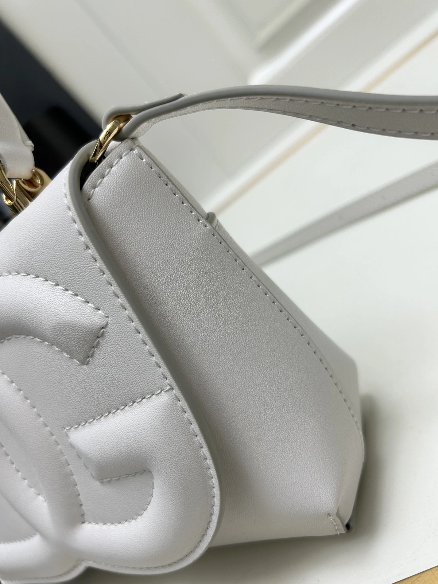 Dolce & Gabbana D&G AAA Quality Messenger Bags For Women NewStyle 2635