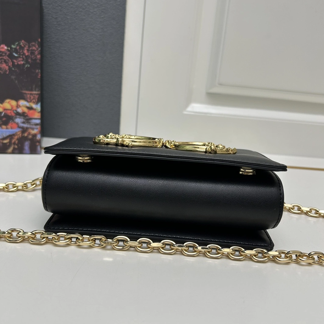 Dolce & Gabbana D&G AAA Quality Messenger Bags For Women NewStyle 8843
