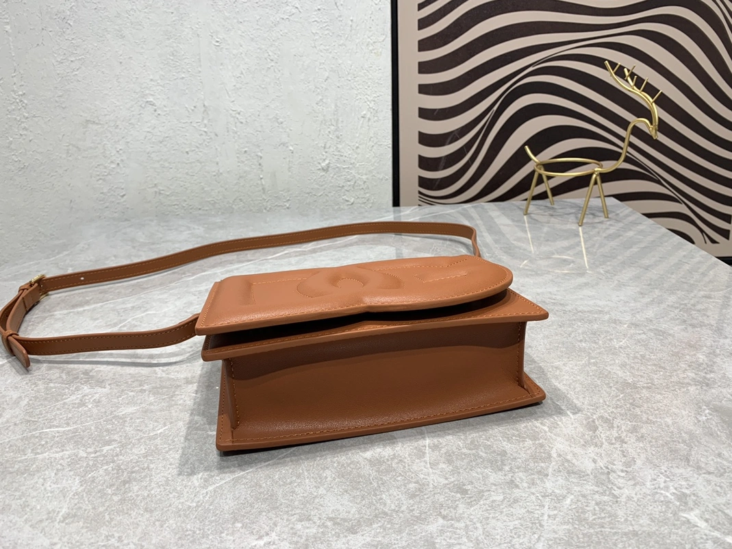 Dolce & Gabbana D&G AAA Quality Messenger Bags For Women Popular 4301