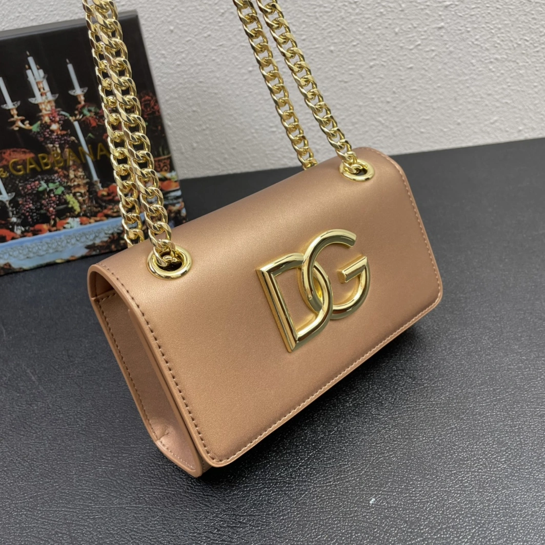 Dolce & Gabbana D&G AAA Quality Messenger Bags For Women Popular 9218