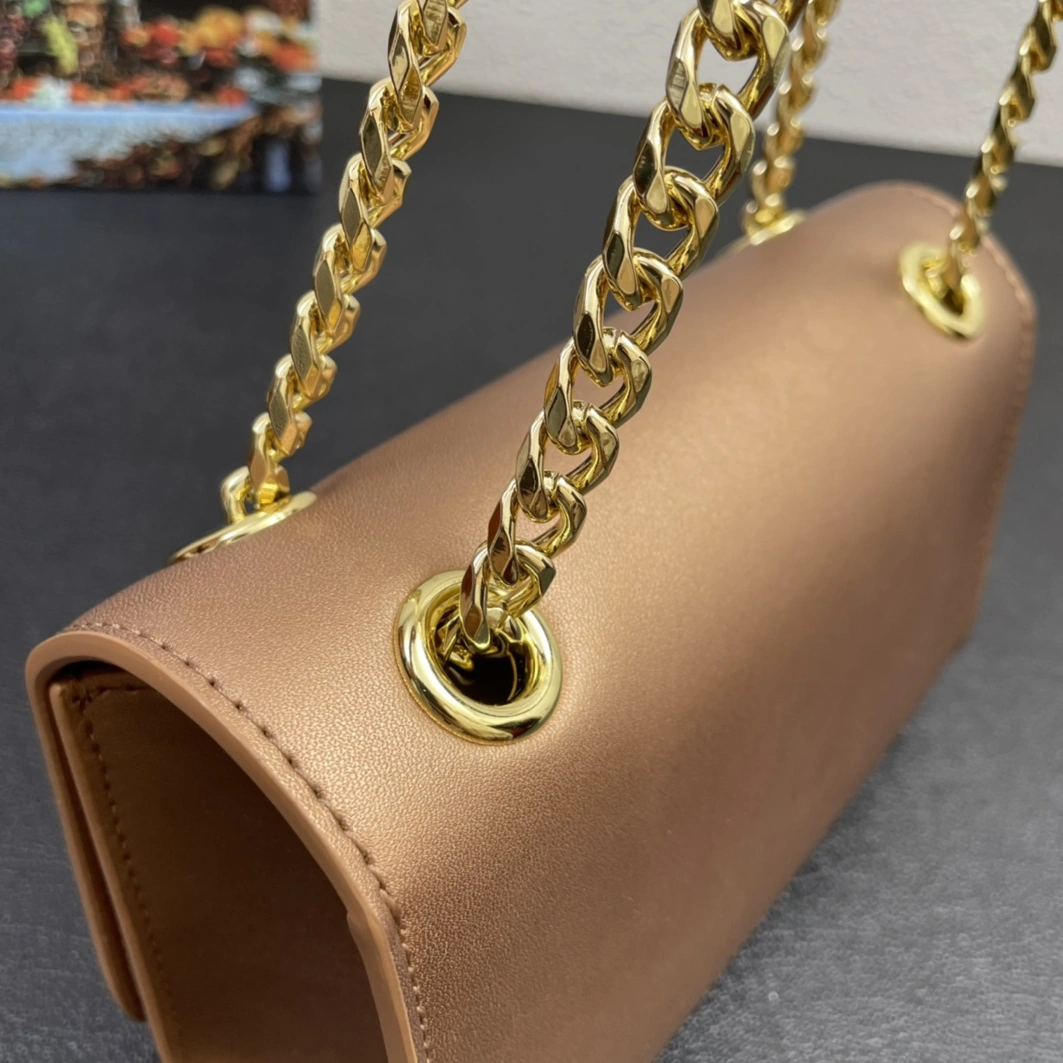 Dolce & Gabbana D&G AAA Quality Messenger Bags For Women Popular 9218