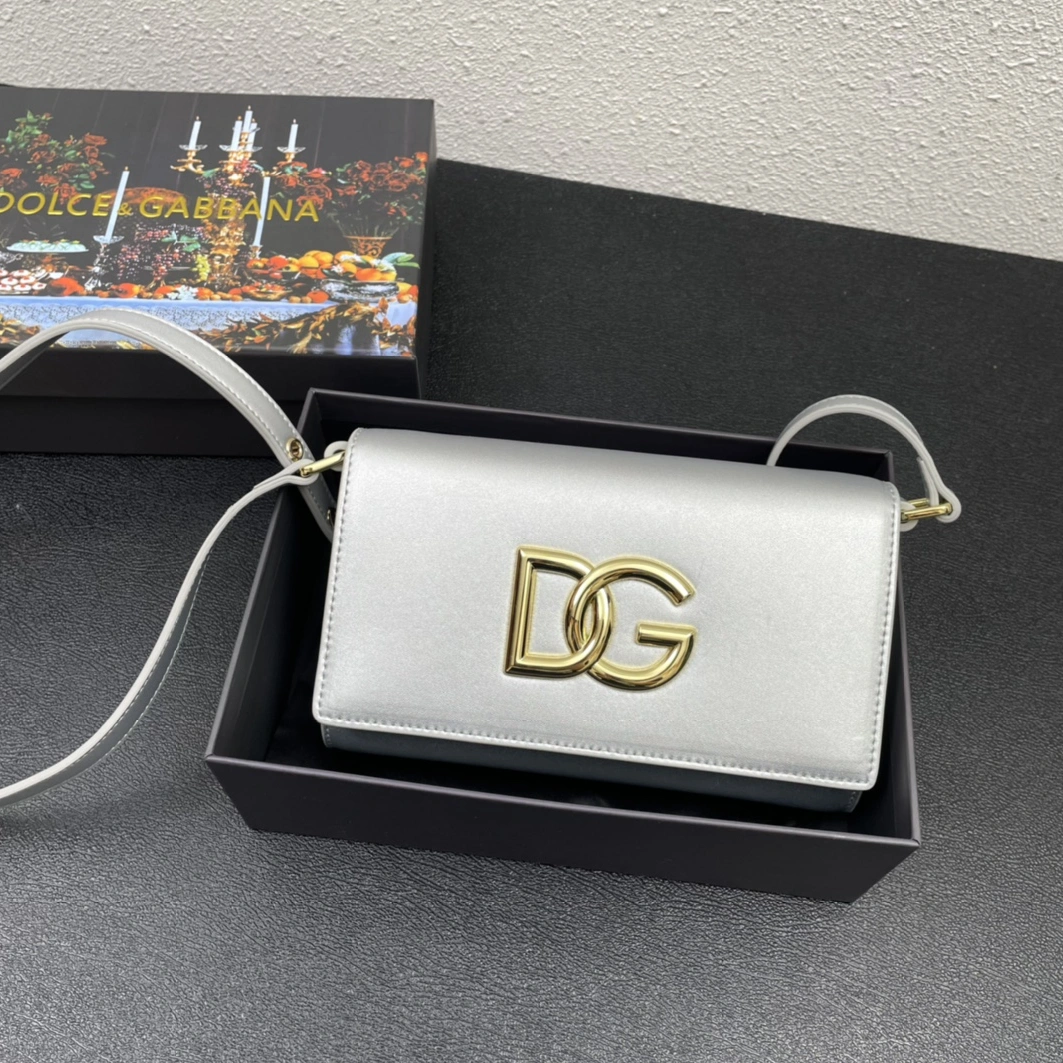 Dolce & Gabbana D&G AAA Quality Messenger Bags For Women Practical 1713