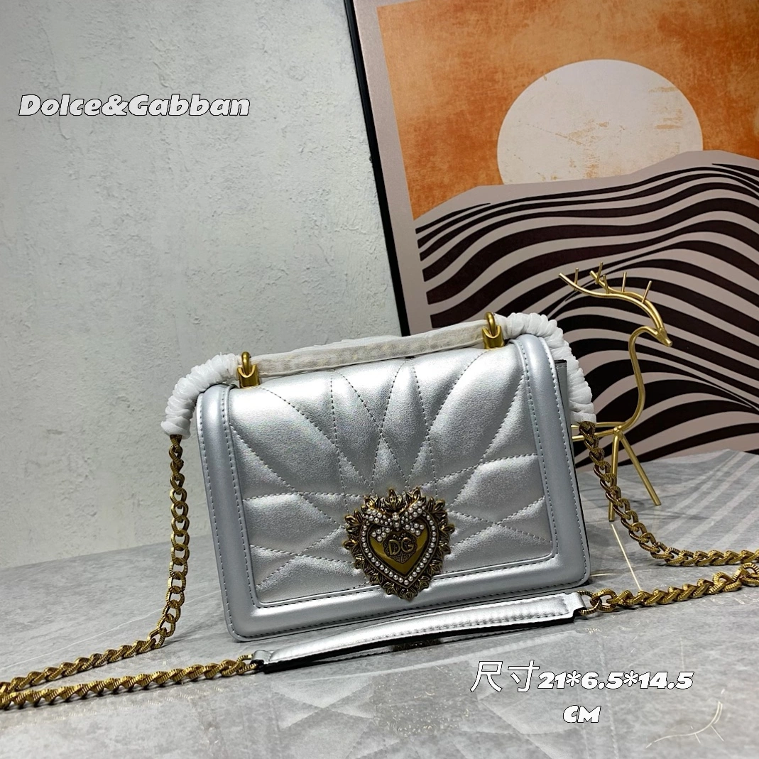 Dolce & Gabbana D&G AAA Quality Messenger Bags For Women Reliable 962