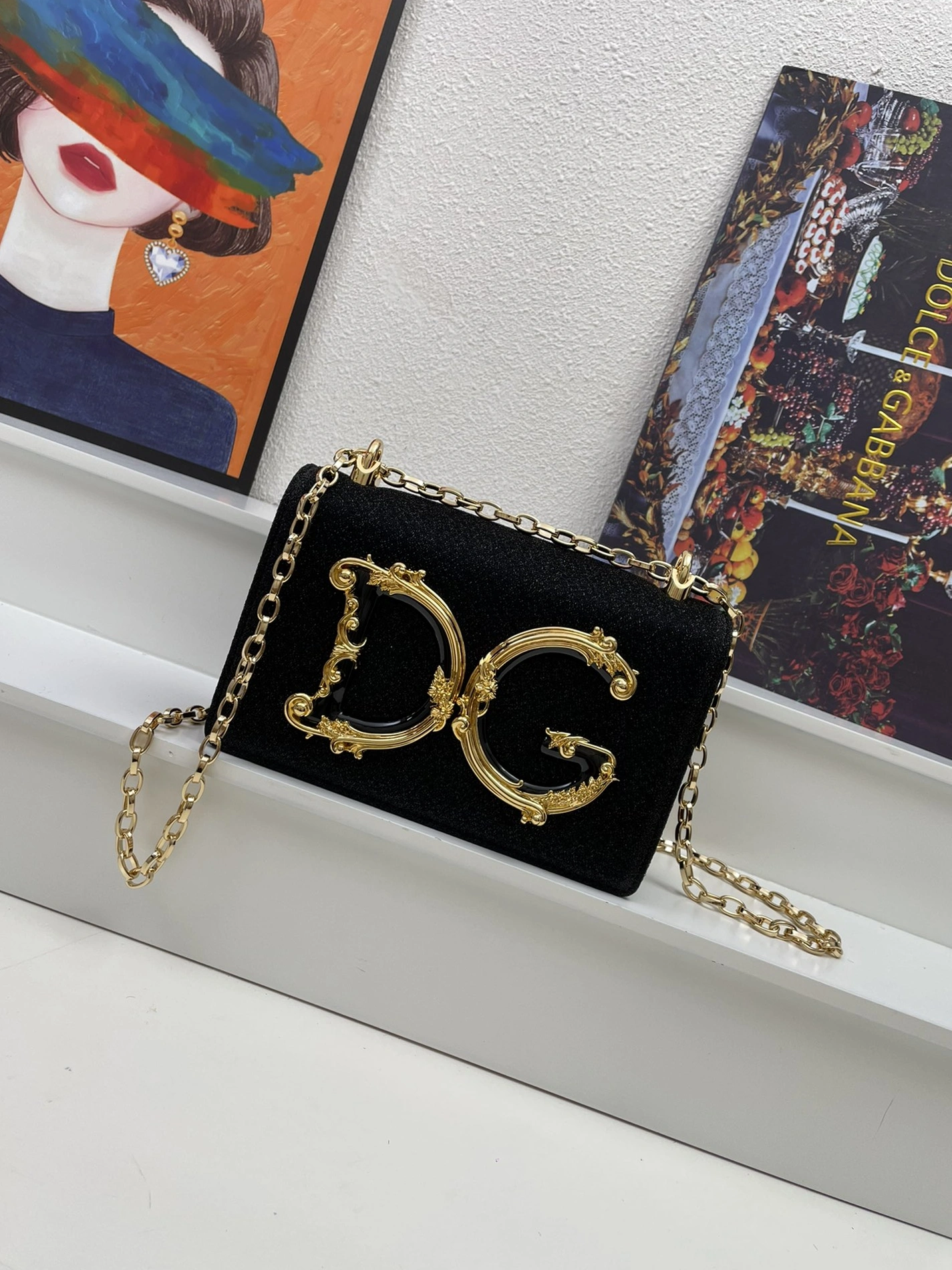 Dolce & Gabbana D&G AAA Quality Messenger Bags For Women Sleek 9426