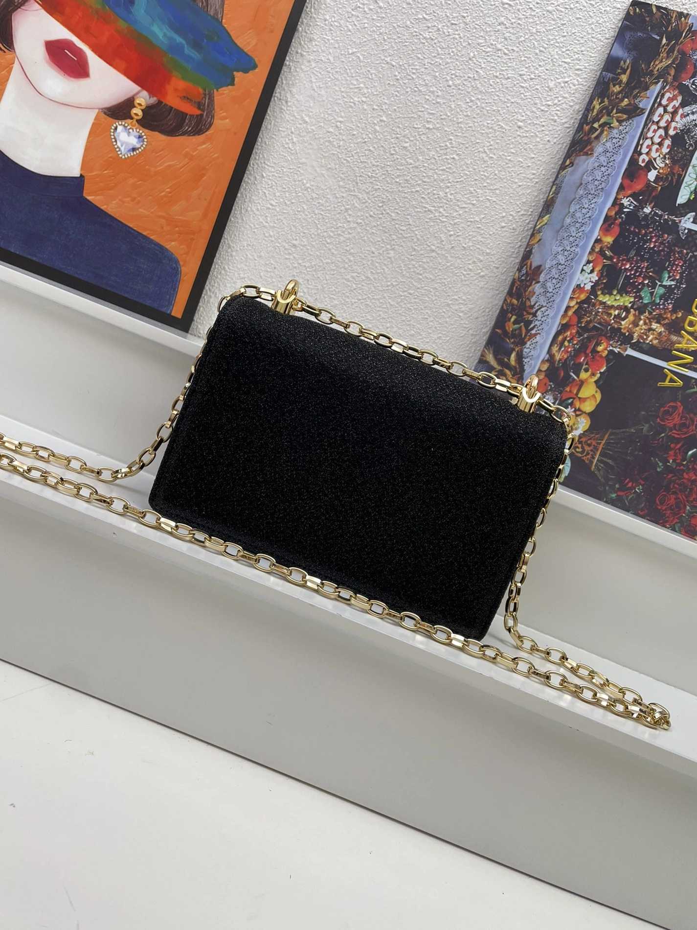 Dolce & Gabbana D&G AAA Quality Messenger Bags For Women Sleek 9426