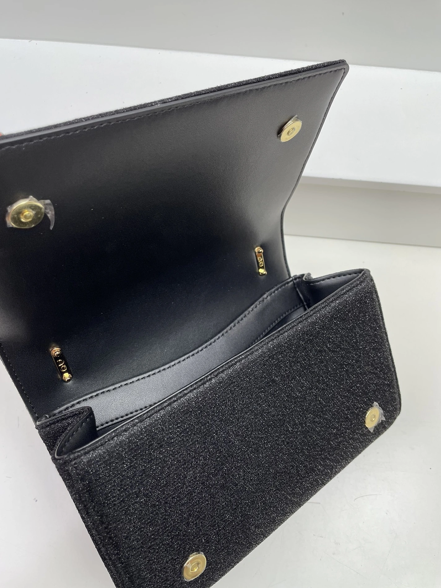 Dolce & Gabbana D&G AAA Quality Messenger Bags For Women Sleek 9426