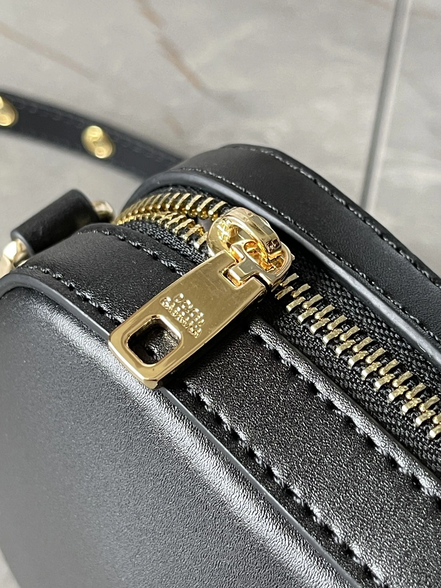 Dolce & Gabbana D&G AAA Quality Messenger Bags For Women SportInspired 1055