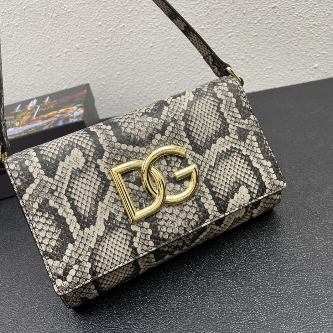 Dolce & Gabbana D&G AAA Quality Messenger Bags For Women SportInspired 1804