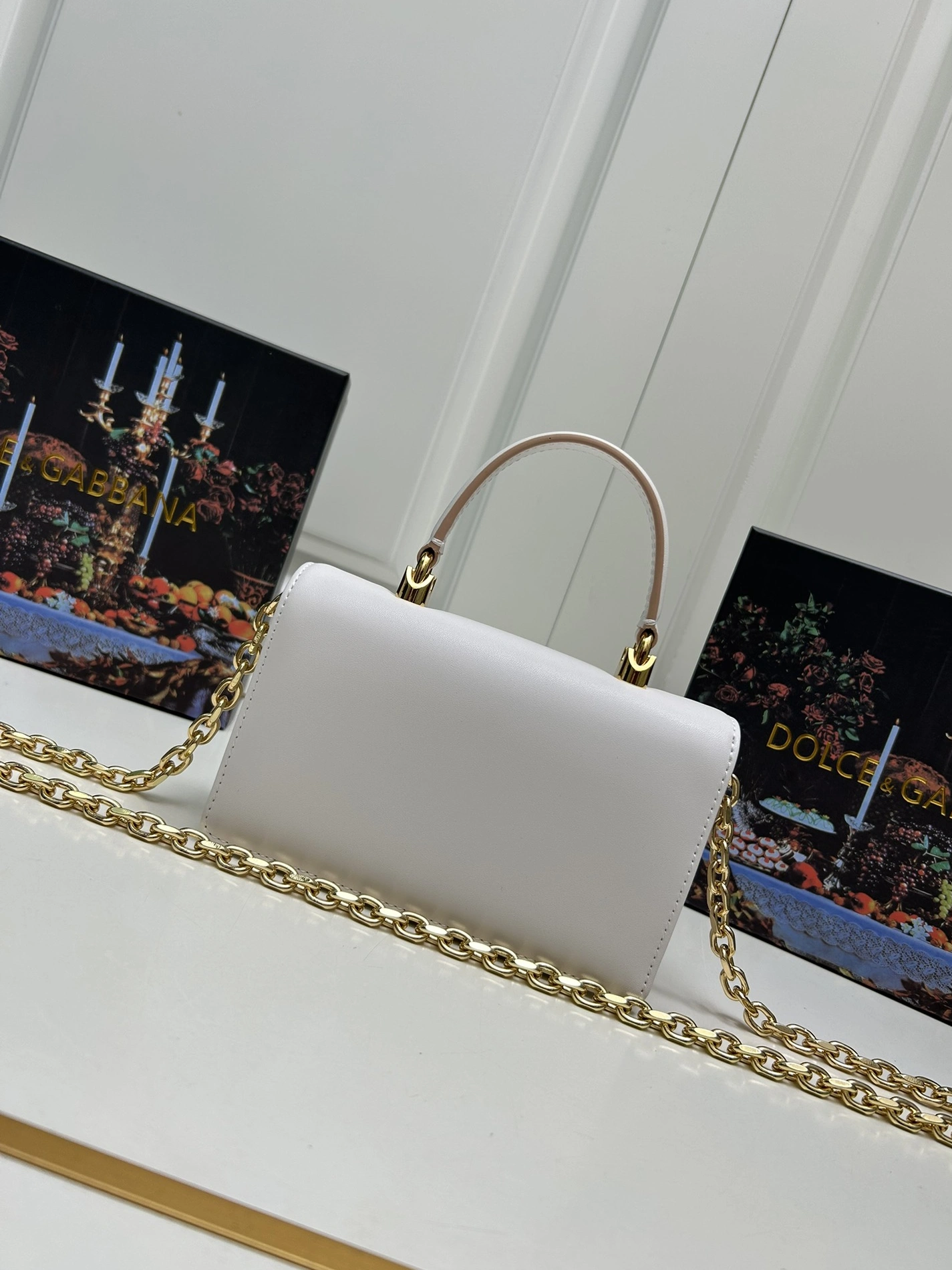 Dolce & Gabbana D&G AAA Quality Messenger Bags For Women Unique 1872